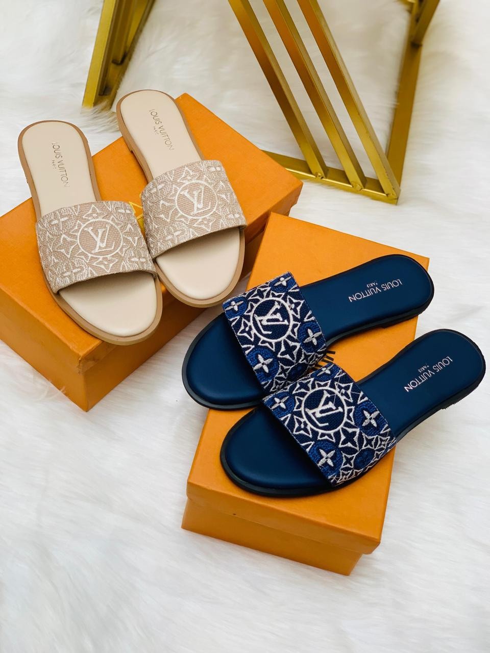 Best Price Louis Vuitton Embroidery Flat