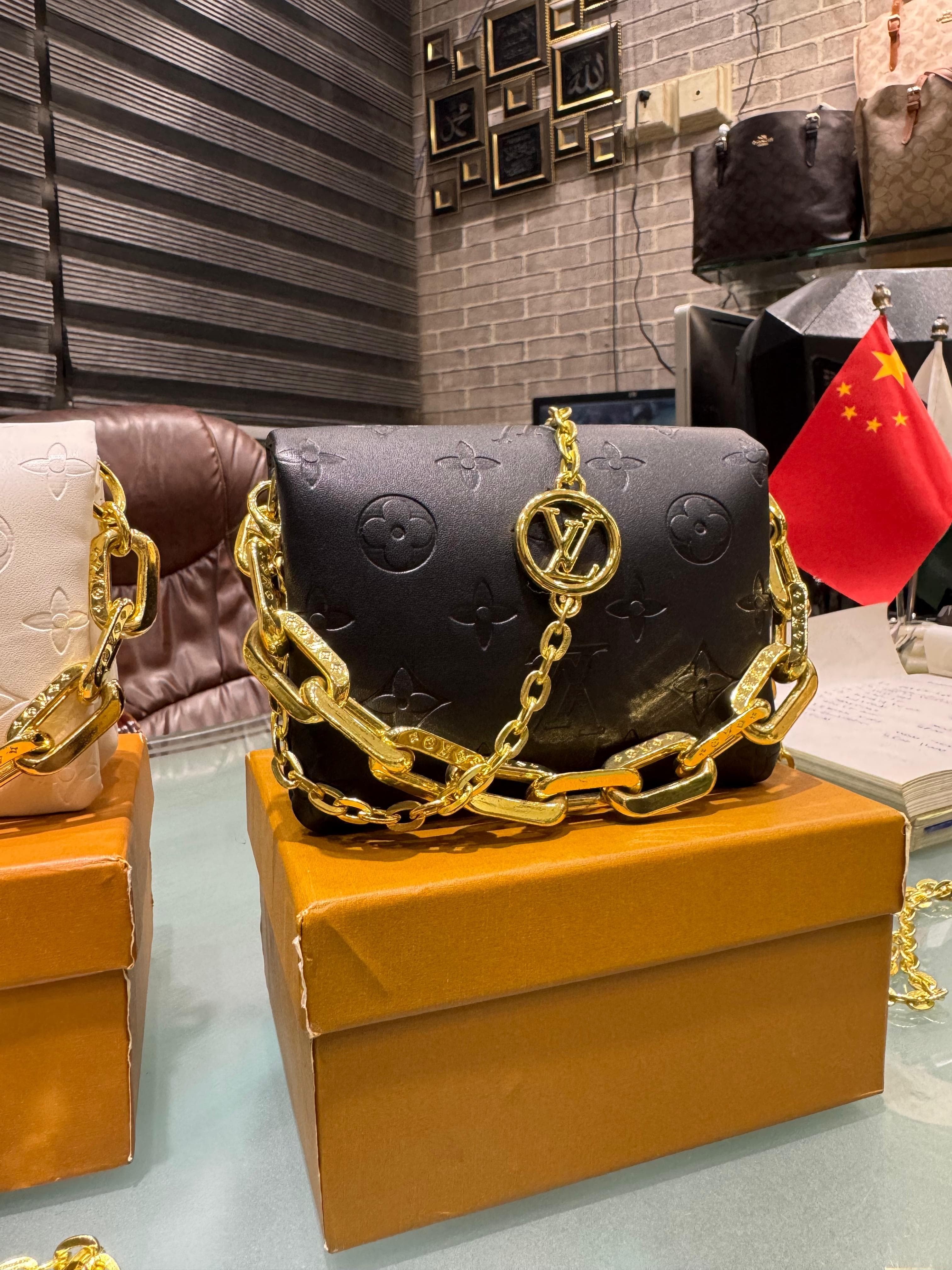 Best Price lv beltbox coussin mini 